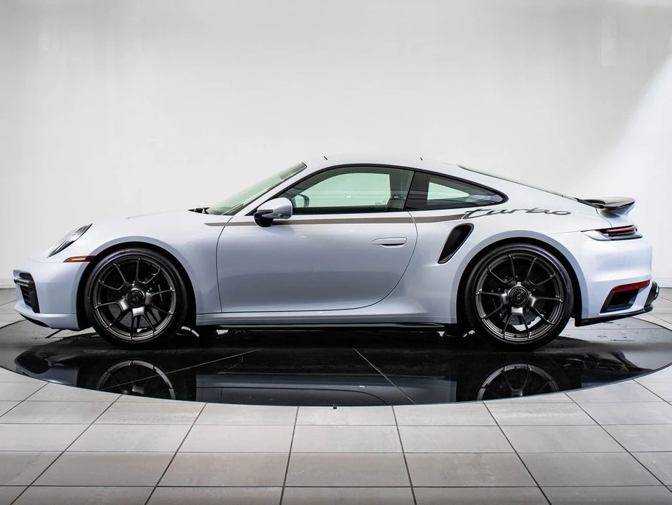 2025 Porsche 992 Turbo - Image 2 of 21