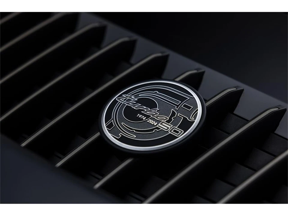 2025 Porsche 992 Turbo - Image 27 of 31