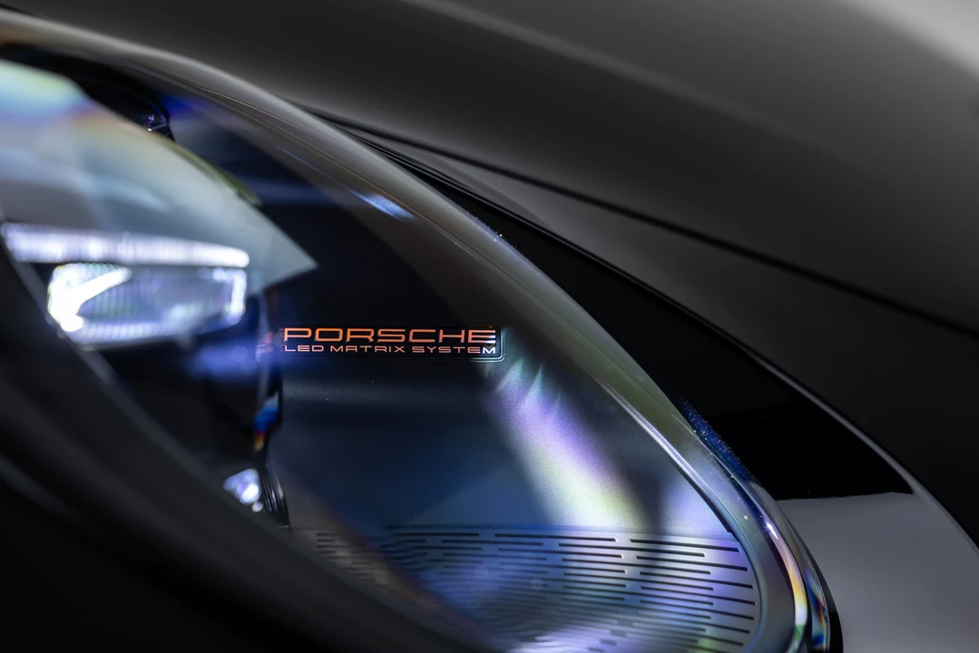 2025 Porsche 992 Turbo - Image 31 of 31