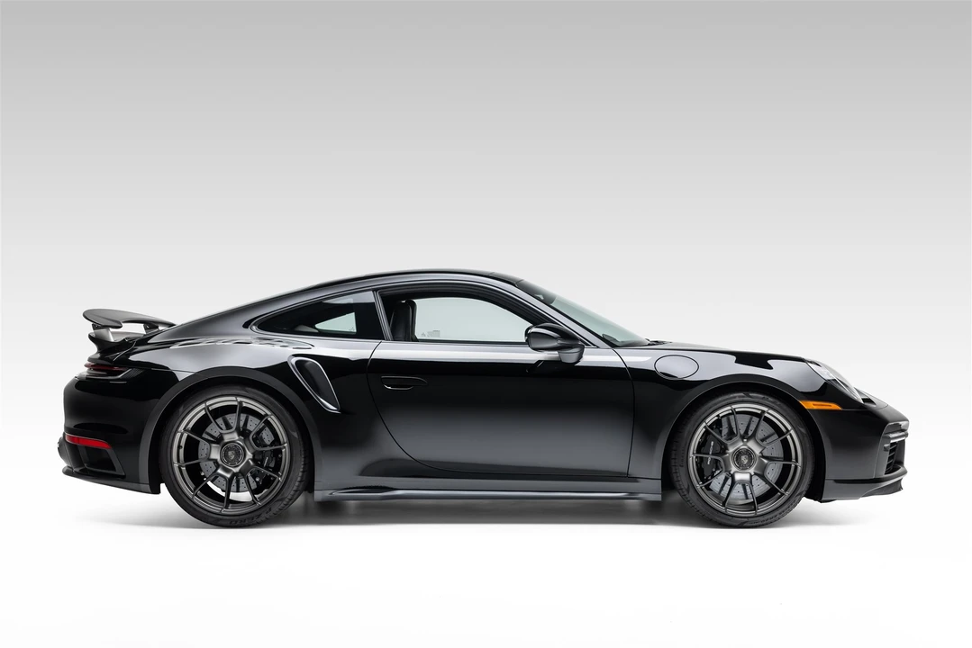 2025 Porsche 992 Turbo - Image 8 of 31