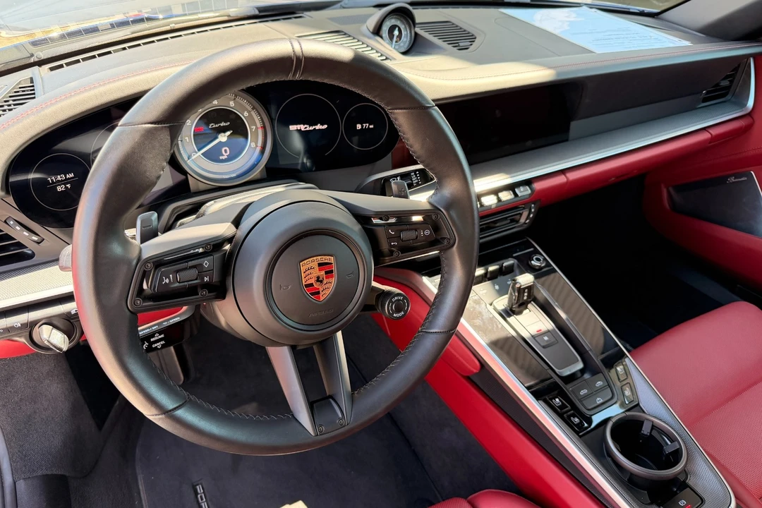 2025 Porsche 992 Turbo - Image 4 of 31