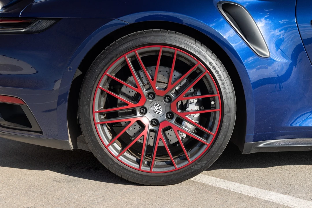 2025 Porsche 992 Turbo - Image 29 of 31