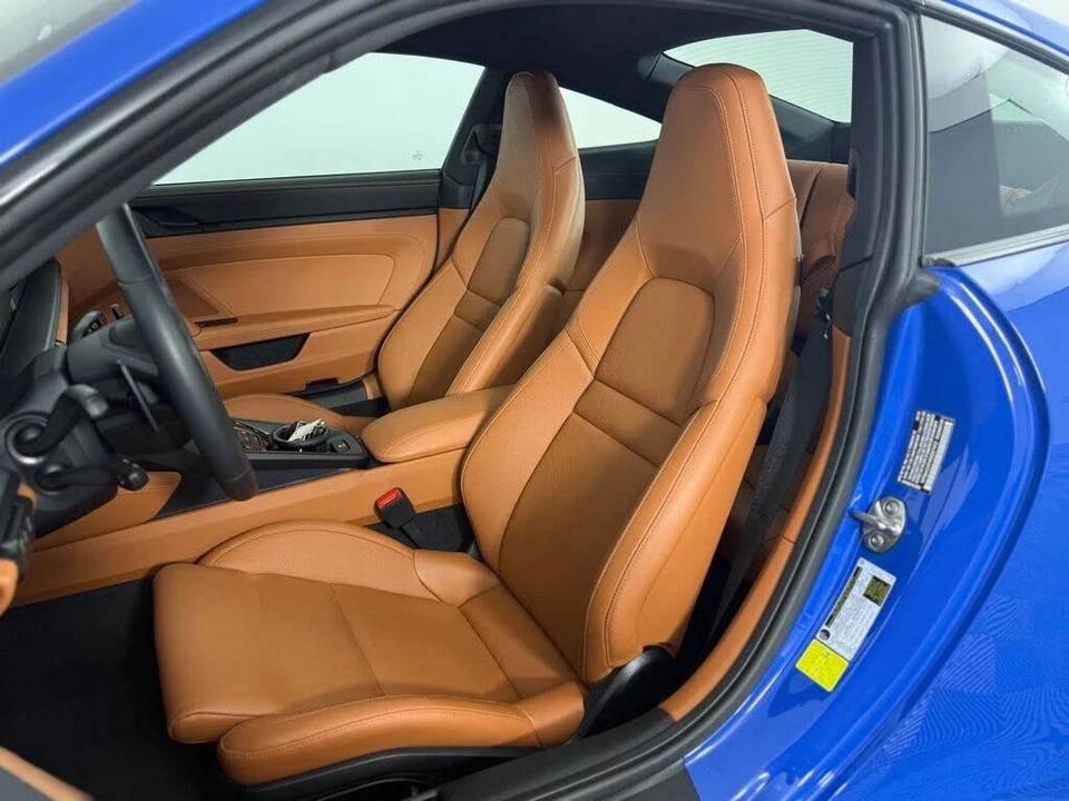 2025 Porsche 992 Carrera - Image 5 of 7