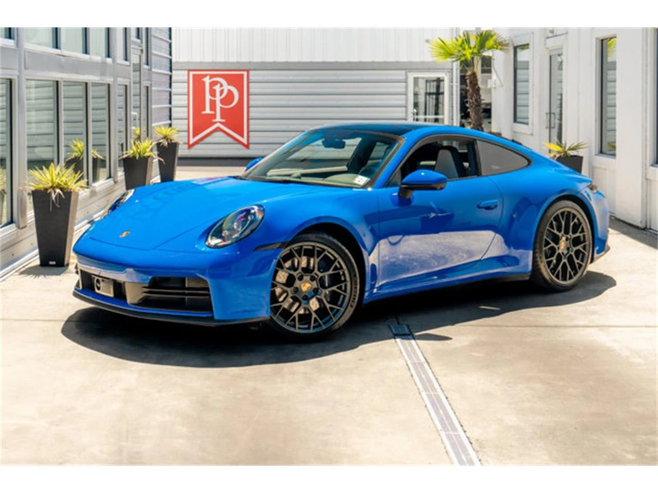 2025 Porsche 992 Carrera - Image 2 of 12