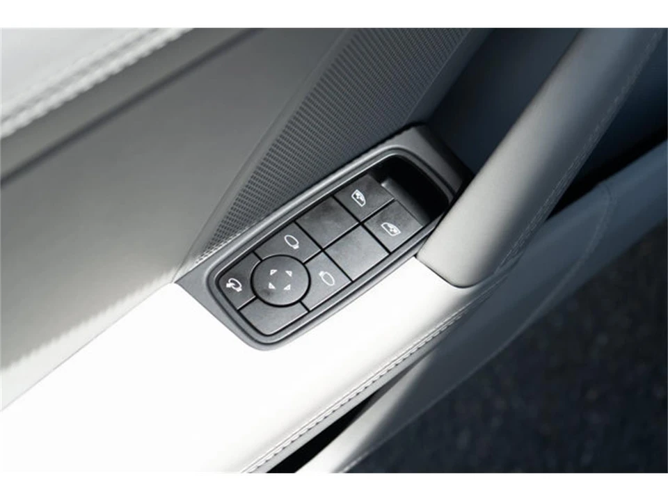 2025 Porsche 992 Carrera - Image 12 of 12