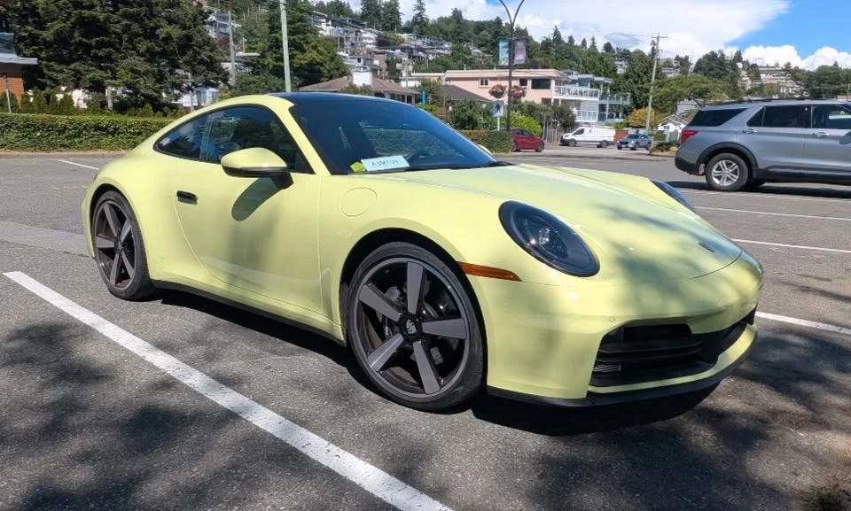 2025 Porsche 992 Carrera - Image 3 of 13