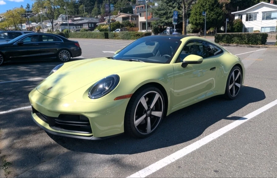 2025 Porsche 992 Carrera - Image 9 of 13