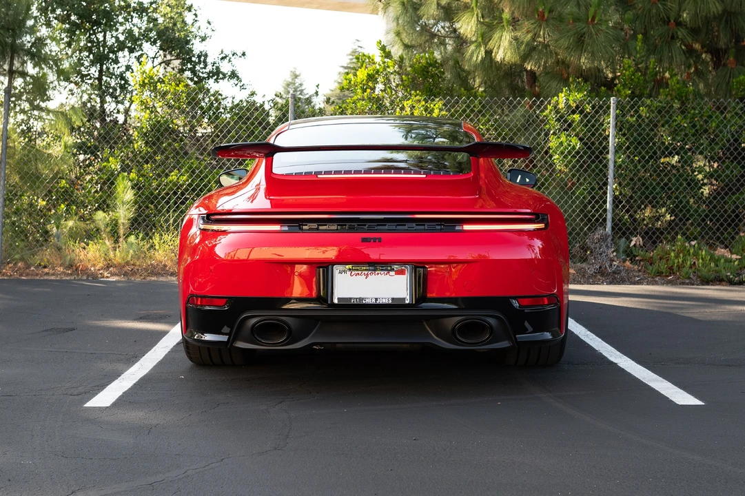 2025 Porsche 911 - Image 27 of 31