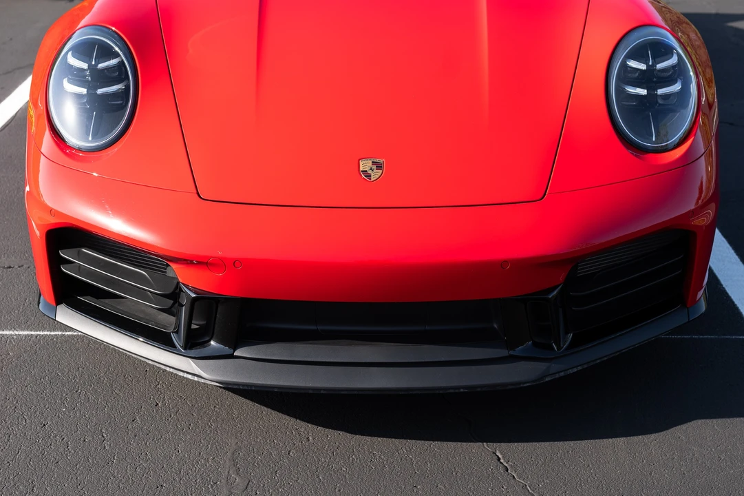 2025 Porsche 911 - Image 25 of 31