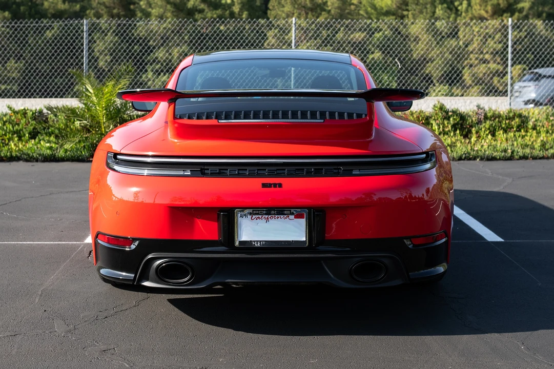 2025 Porsche 911 - Image 10 of 31