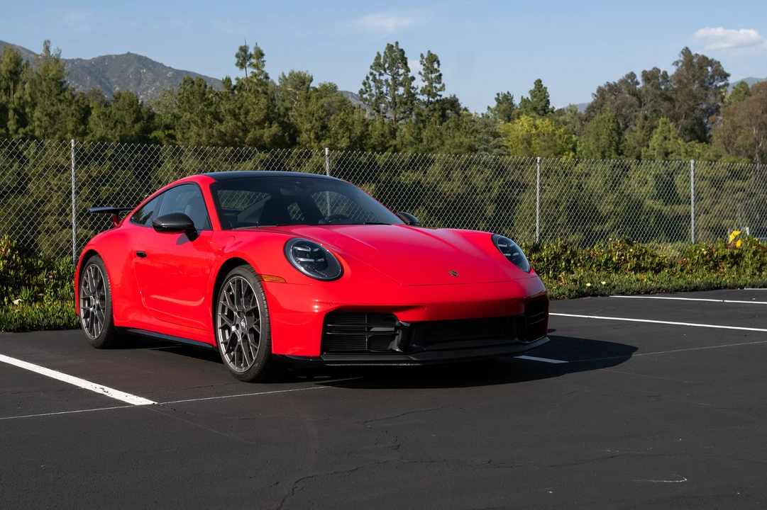 2025 Porsche 911 - Image 5 of 31