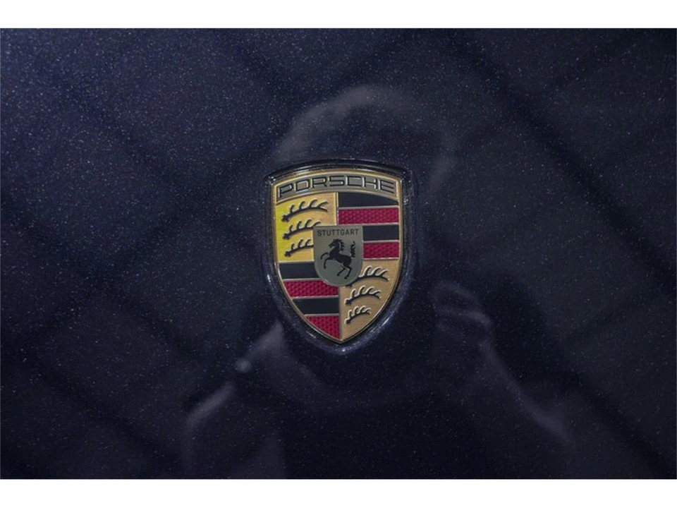 2025 Porsche 992 Carrera - Image 21 of 31