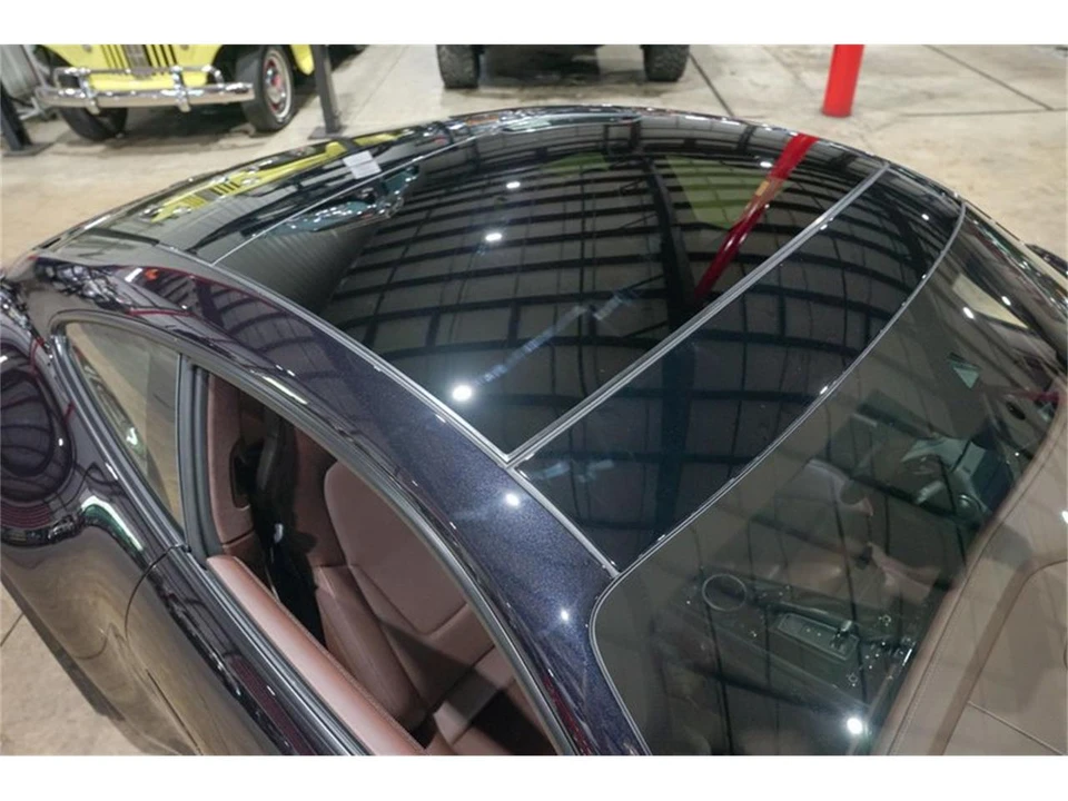 2025 Porsche 992 Carrera - Image 19 of 31