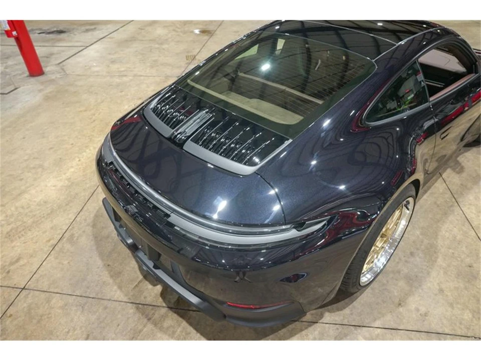 2025 Porsche 992 Carrera - Image 20 of 31