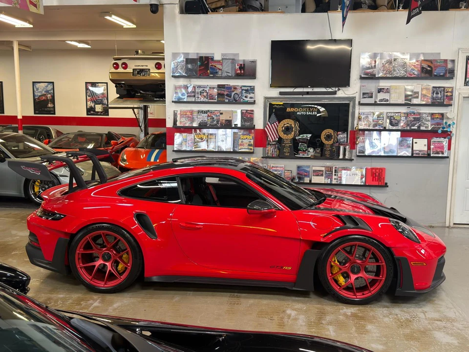 2025 Porsche 992 Carrera - Image 5 of 28