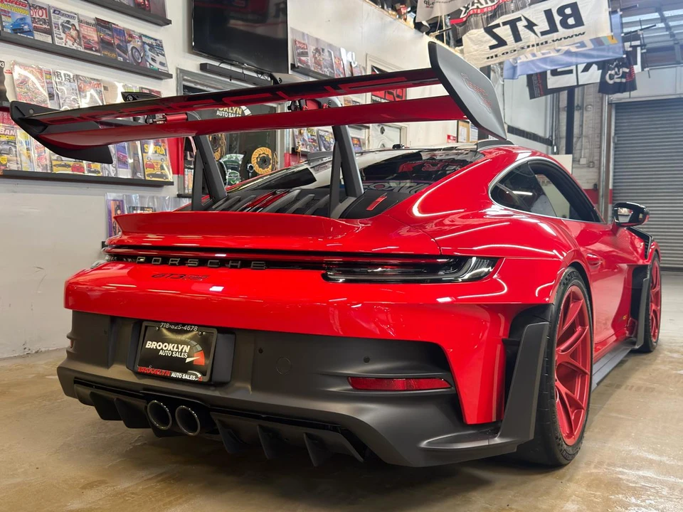2025 Porsche 992 Carrera - Image 7 of 28