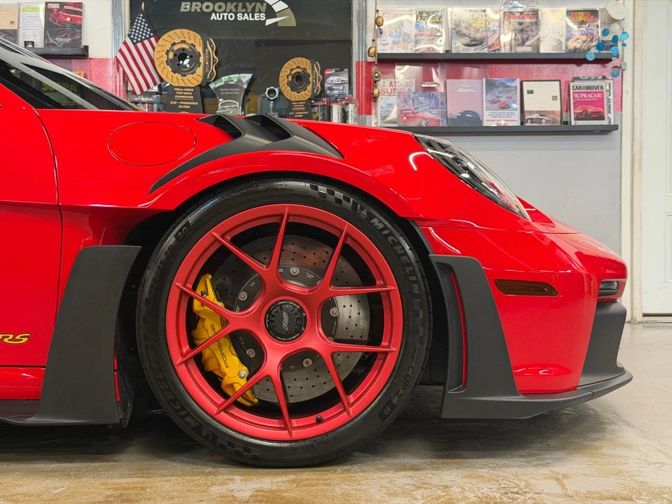 2025 Porsche 992 Carrera - Image 12 of 28