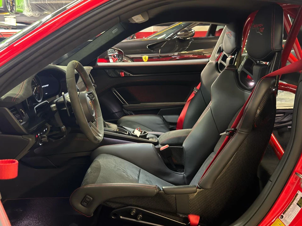2025 Porsche 992 Carrera - Image 19 of 28