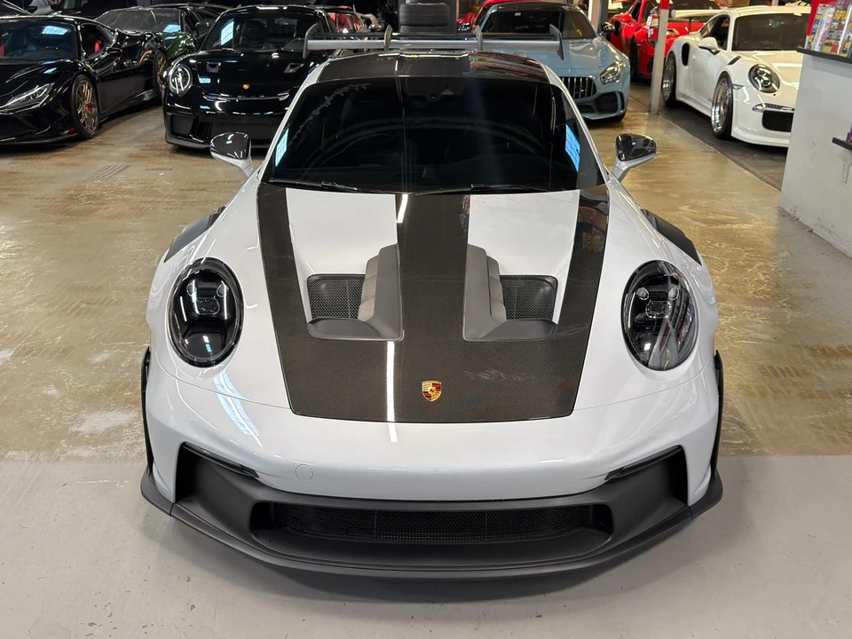 2025 Porsche 992 Carrera - Image 3 of 29