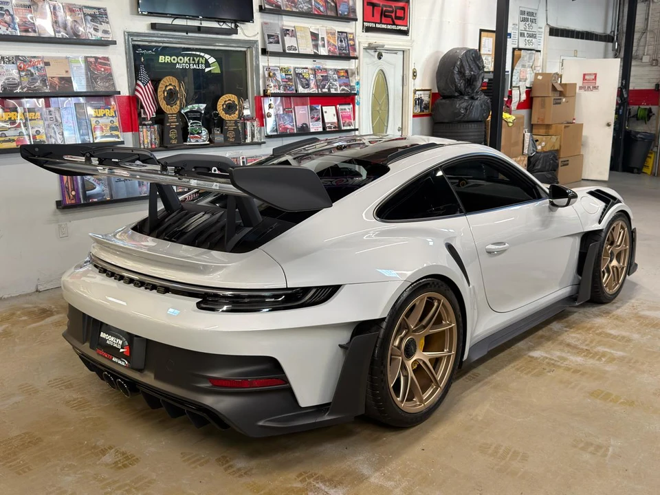 2025 Porsche 992 Carrera - Image 6 of 29
