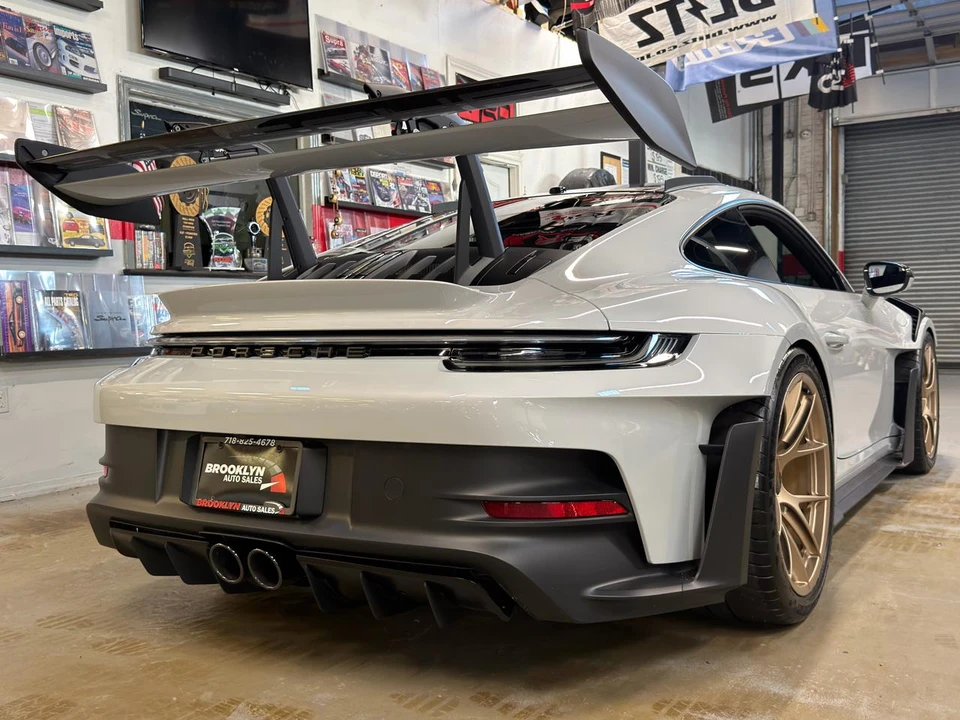 2025 Porsche 992 Carrera - Image 7 of 29