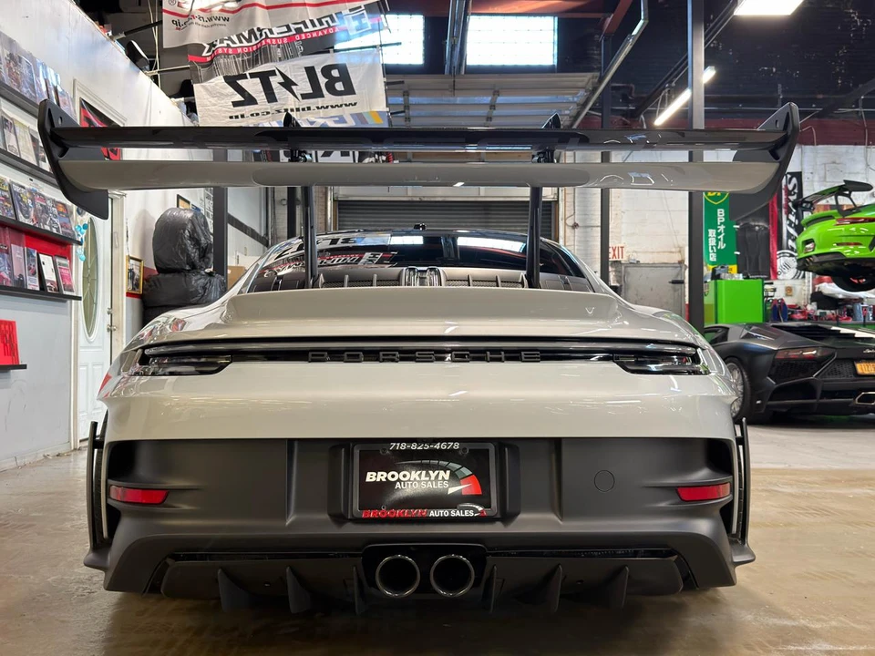 2025 Porsche 992 Carrera - Image 8 of 29