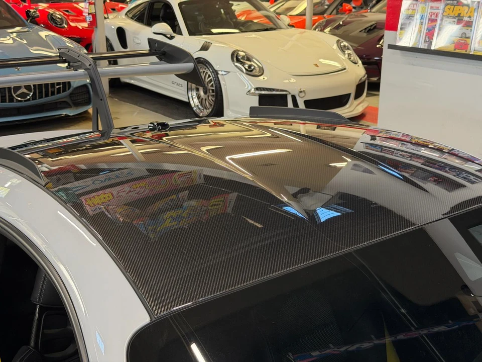 2025 Porsche 992 Carrera - Image 15 of 29