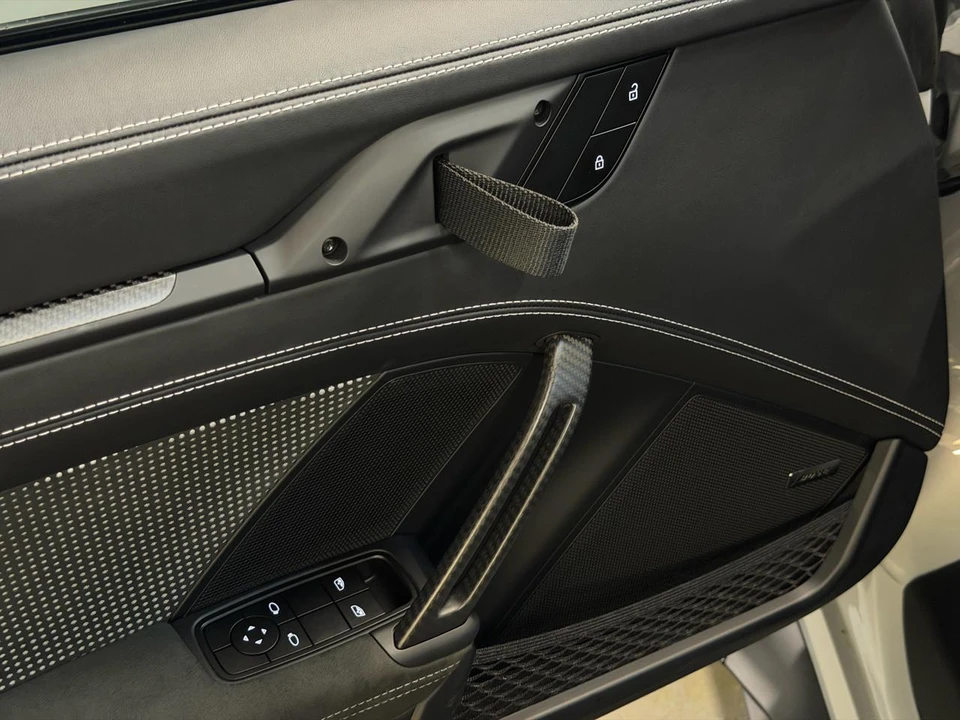 2025 Porsche 992 Carrera - Image 21 of 29