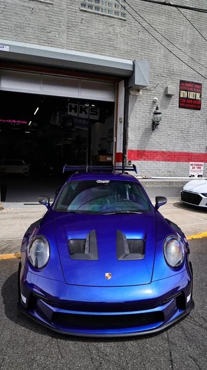2025 Porsche 911 - Image 2 of 25