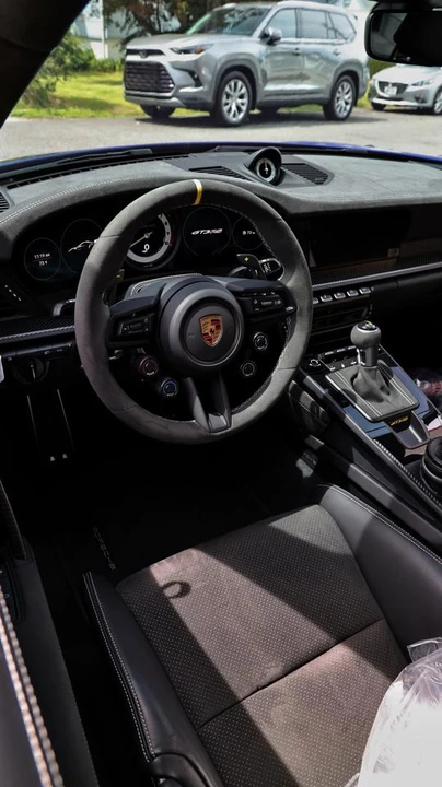 2025 Porsche 911 - Image 5 of 25