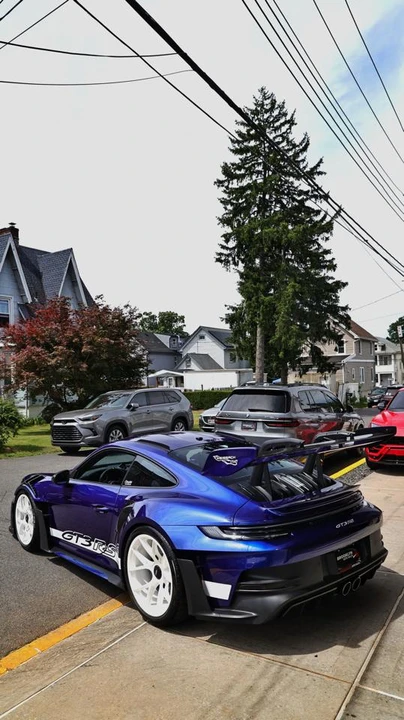 2025 Porsche 911 - Image 6 of 25