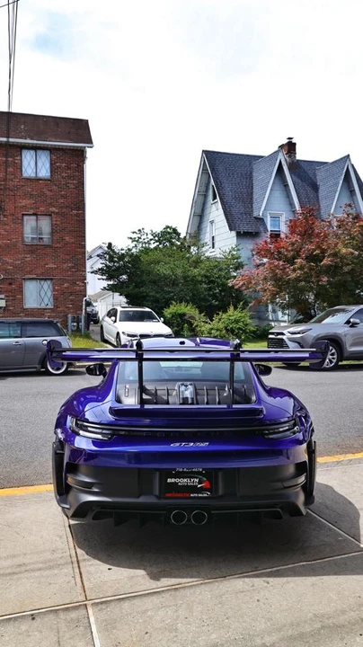 2025 Porsche 911 - Image 7 of 25