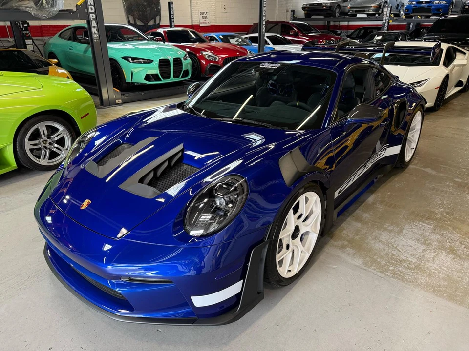 2025 Porsche 911 - Image 12 of 25