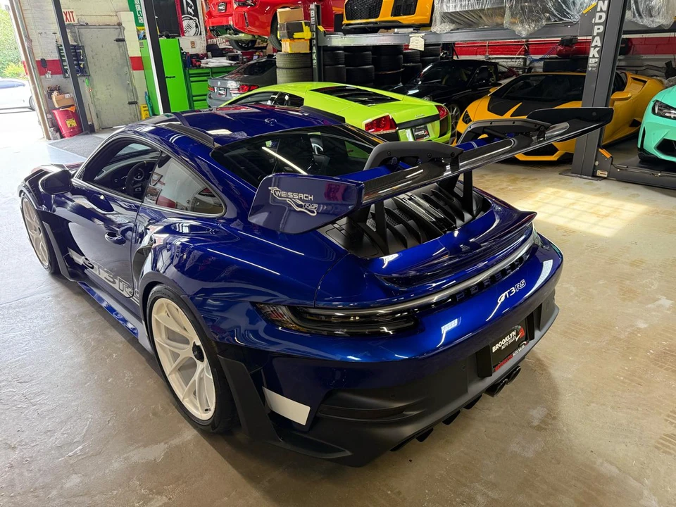2025 Porsche 911 - Image 18 of 25