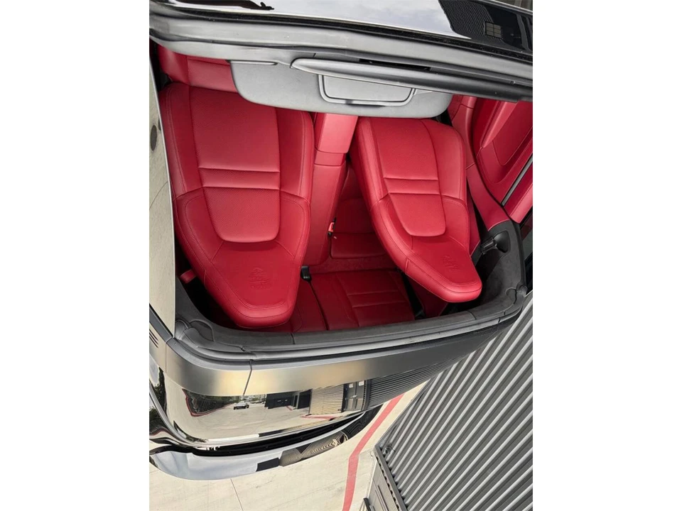 2025 Porsche 992 Carrera - Image 17 of 18