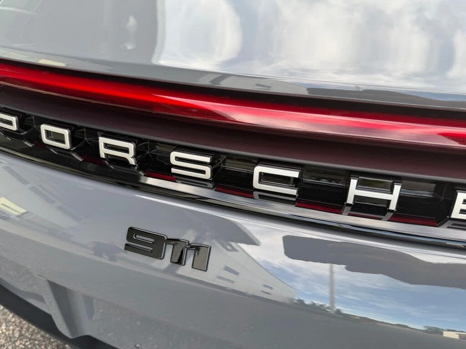 2025 Porsche 992 Carrera - Image 12 of 15