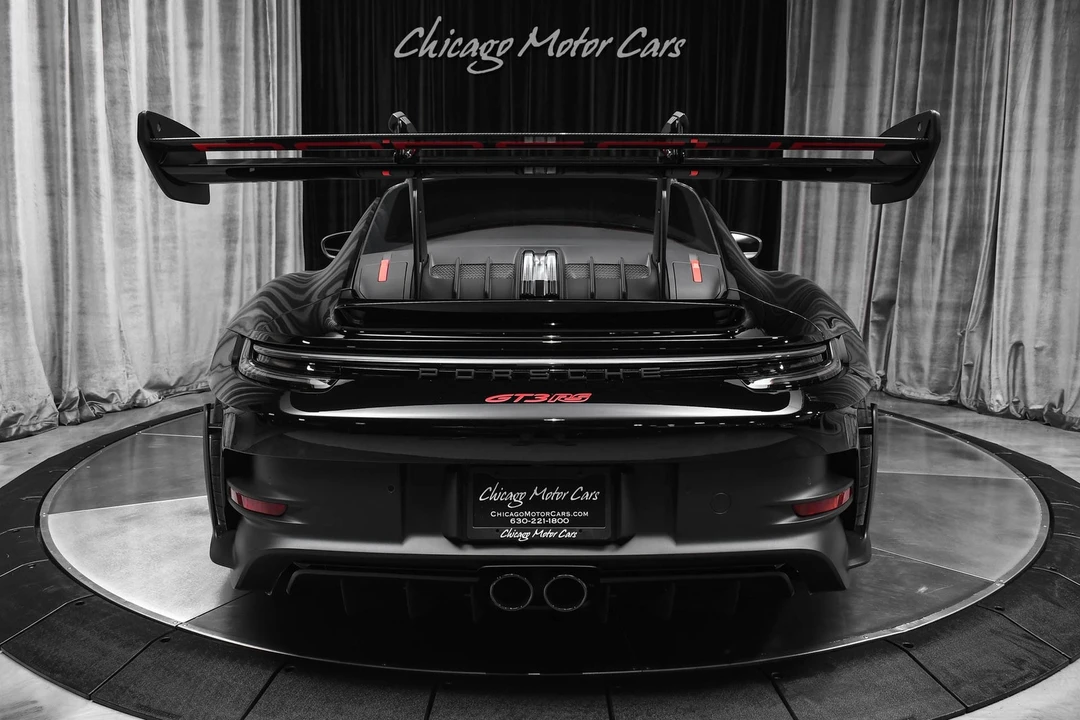 2025 Porsche 992 Carrera - Image 4 of 31