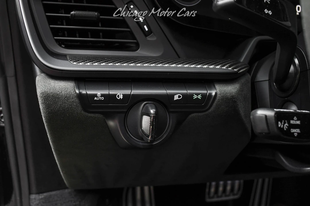2025 Porsche 992 Carrera - Image 11 of 31