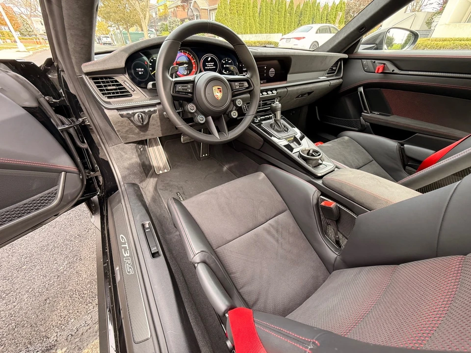 2025 Porsche 992 GT3 RS - Image 11 of 12