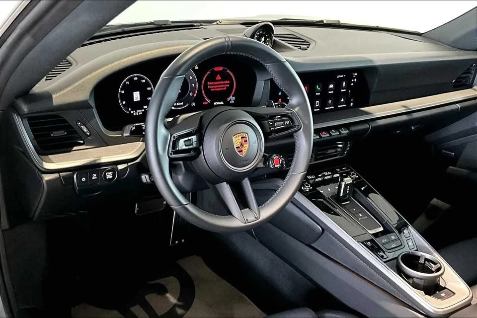 2025 Porsche 992 Carrera - Image 4 of 20