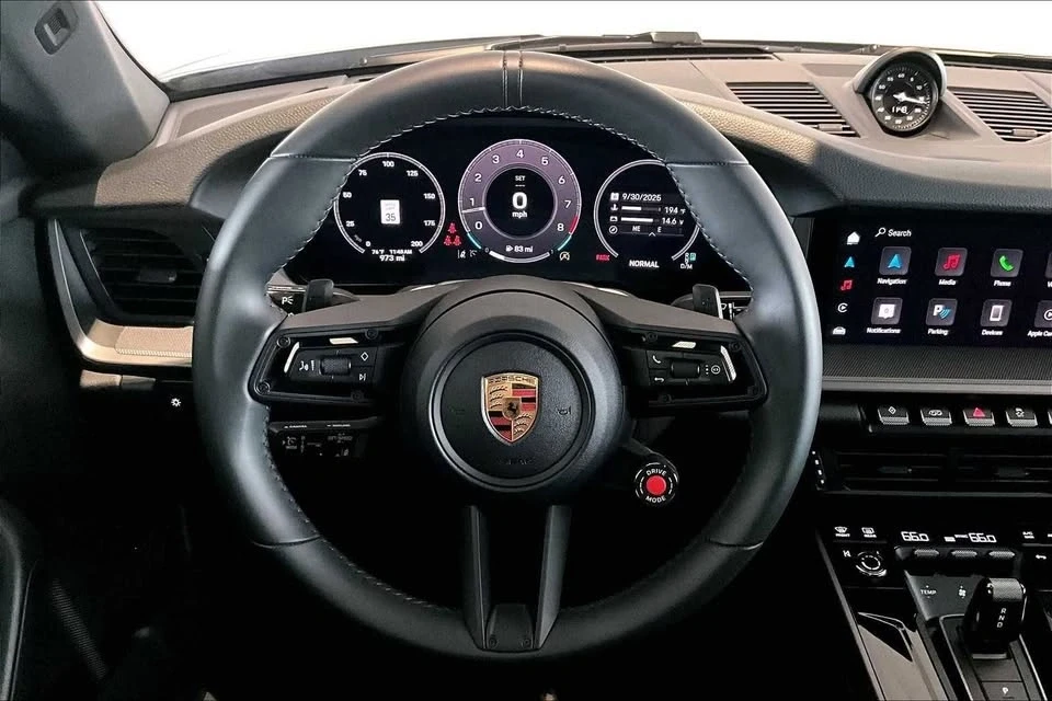 2025 Porsche 992 Carrera - Image 13 of 20