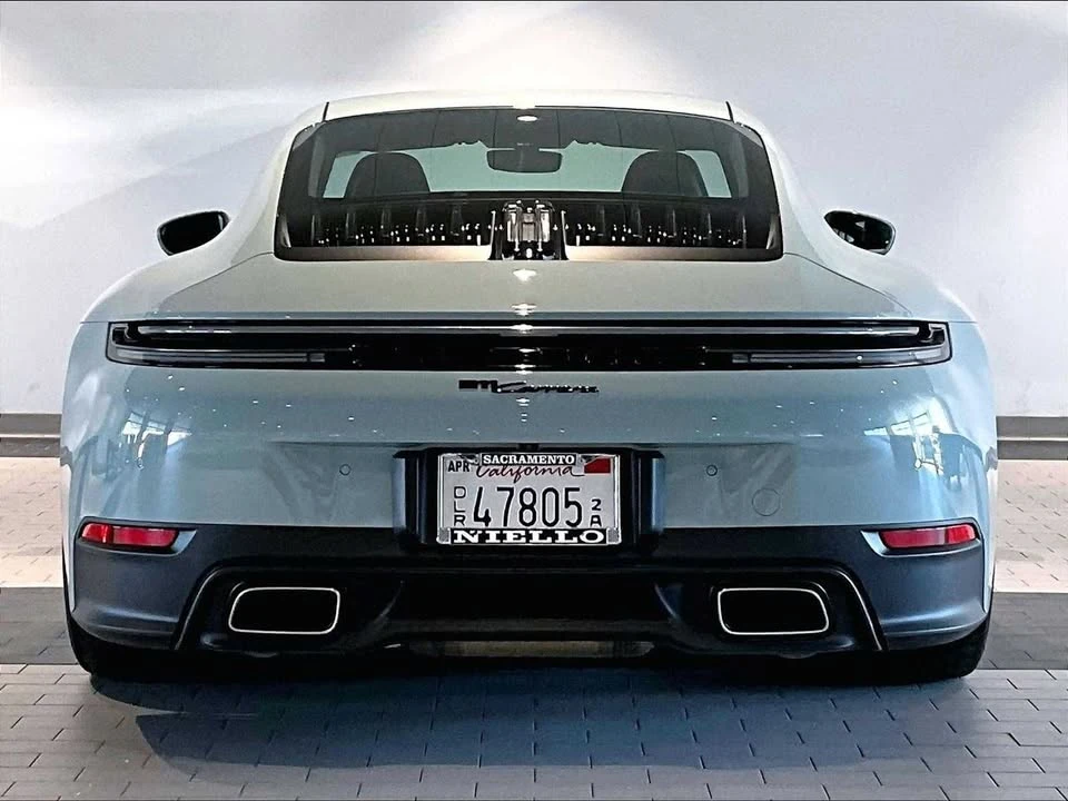 2025 Porsche 992 Carrera - Image 6 of 19