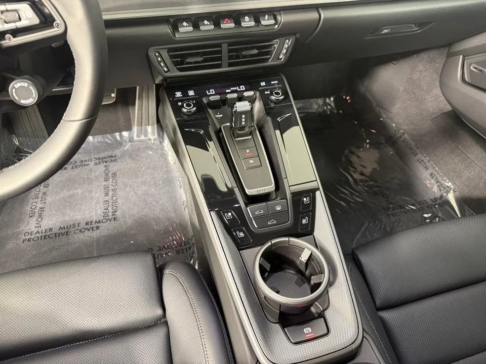2025 Porsche 992 Carrera - Image 15 of 17