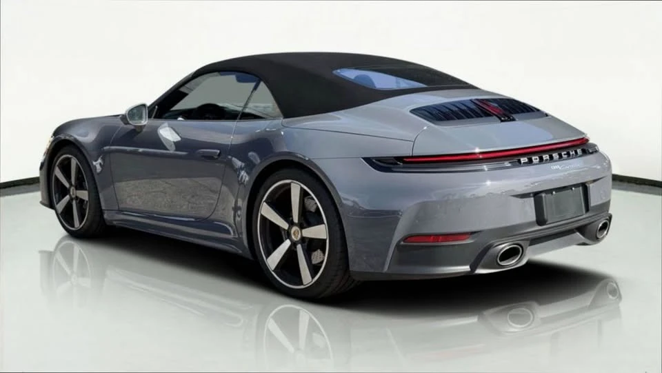 2025 Porsche 992 Carrera - Image 5 of 20