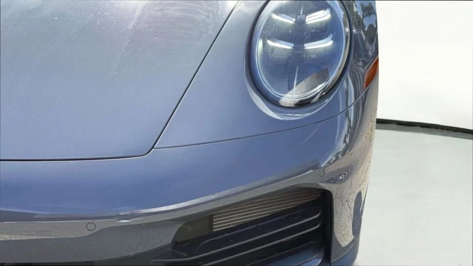 2025 Porsche 992 Carrera - Image 10 of 20