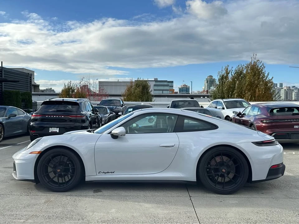 2025 Porsche 992 Carrera GTS - Image 5 of 13