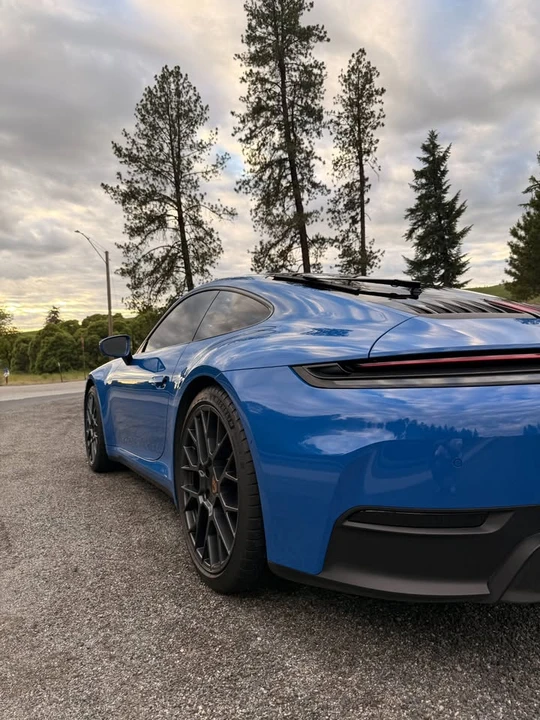 2025 Porsche 992 Carrera - Image 7 of 17