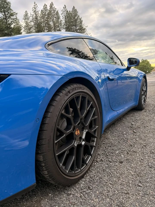 2025 Porsche 992 Carrera - Image 2 of 17