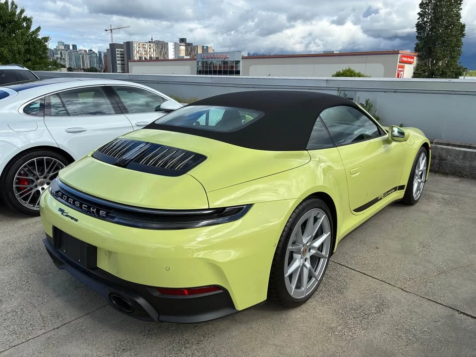 2025 Porsche 992 Carrera - Image 17 of 17