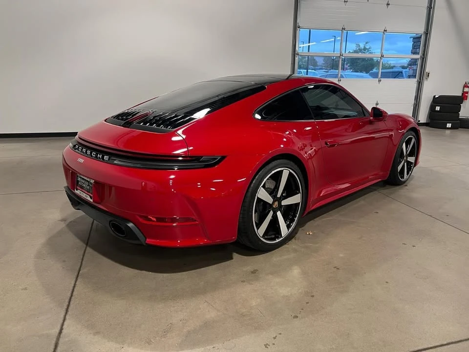 2025 Porsche 992 Carrera - Image 4 of 18